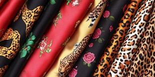 多彩印花皮革面料展示