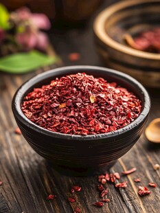 碗中红椒碎 散发诱人色泽
