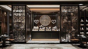 中式典雅珠宝店精致橱窗