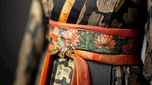 华丽古风服饰腰间装饰细节