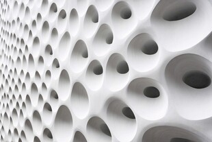 多孔结构墙面艺术特写