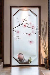 中式屏风上的雅致桃花图景