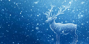 梦幻蓝雪境中的晶莹驯鹿