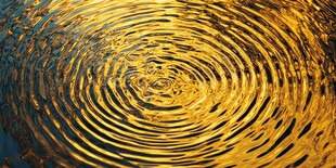 金色涟漪水波纹理画面