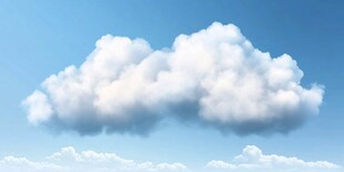 蓝天中的蓬松白云