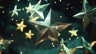 梦幻闪烁的悬挂金属星星