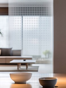 简约室内窗前的两碗景致