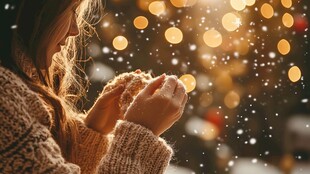 冬日暖手间的温馨氛围感