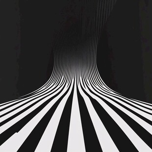 黑白条纹延伸的视觉空间