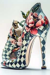 花卉图案高跟女鞋