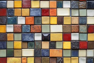 多彩马赛克瓷砖墙面