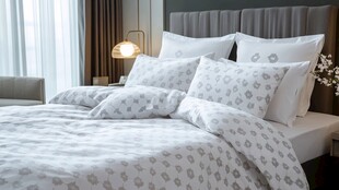 简约优雅卧室床品展示