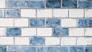 蓝白复古风瓷砖墙面