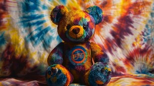 彩色扎染小熊玩偶