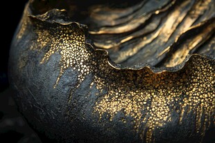黑金纹理艺术陶瓷容器