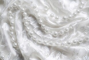 白色珍珠与蕾丝织物纹理