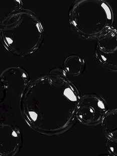 黑色背景下的透明气泡