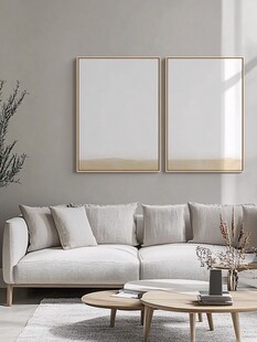 简约客厅的艺术挂画装饰