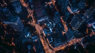 都市璀璨夜景鸟瞰图