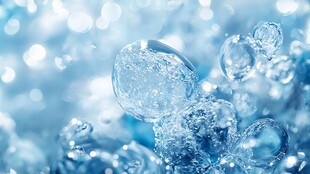 晶莹剔透的水中气泡