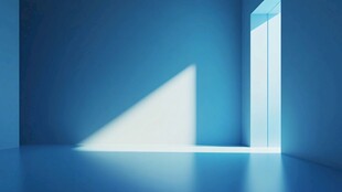 蓝色空房间的光影魅力