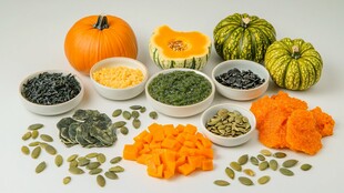 多样南瓜及籽类食材展示