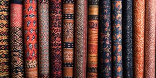 多彩民族风织物展示