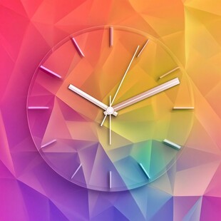 多彩几何背景下的透明时钟