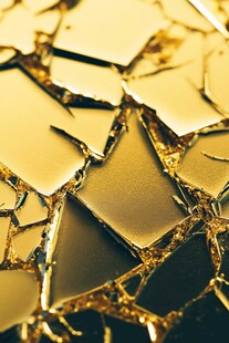 碎裂的金色金属片纹理