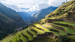 安第斯山的壮丽梯田景观