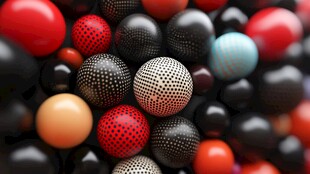 多彩圆球堆积的视觉盛宴