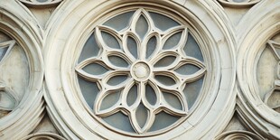 精美圆形雕花建筑细节