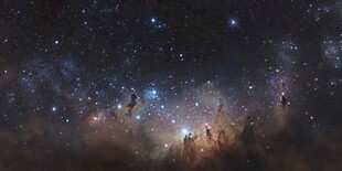 璀璨星空下的宇宙奇观