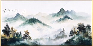 水墨山峦间飞鸟伴林景