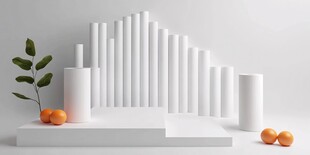 白色立柱场景中的水果绿植