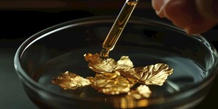 金箔滴液实验特写