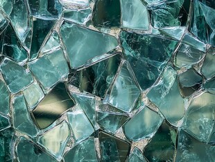 碎玻璃纹理的独特视觉效果