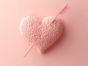 粉色爱心被箭穿透