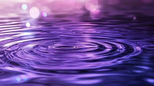 梦幻紫色水面涟漪效果