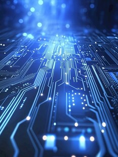 科技感电路板的梦幻光影