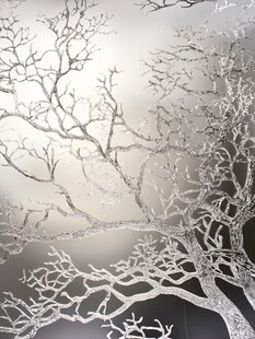 冬日银枝雪景图