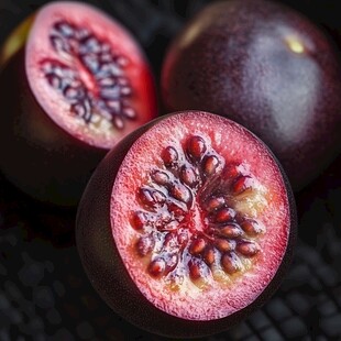 紫艳百香果 果肉诱人展示