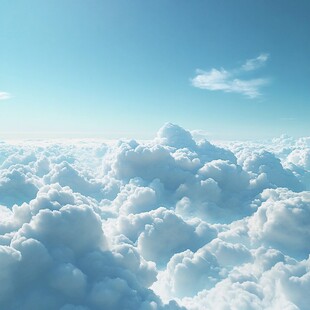 云海之上的澄澈蓝天