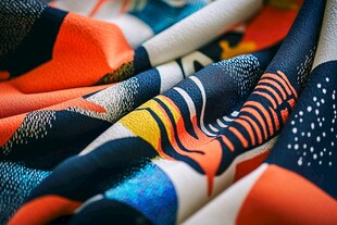 多彩印花丝巾细节展示