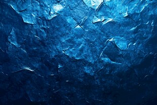 深邃蓝色褶皱质感背景图