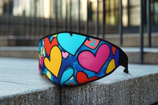 多彩爱心图案时尚太阳镜