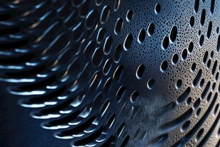 金属质感孔洞结构特写