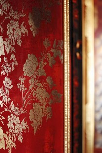 红色金纹中式精美装饰画