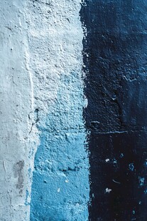 斑驳蓝白墙面纹理特写