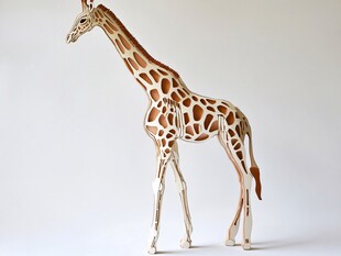 木制长颈鹿模型